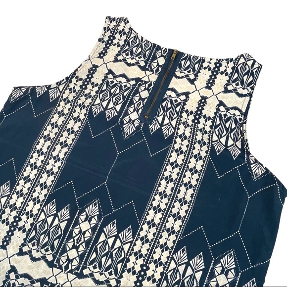 Olive & Oak size large navy & cream top Aztec design scoop neck back zipper EUC - Picture 10 of 14